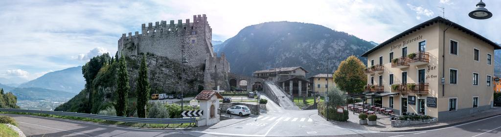 Hotel Antica Croce - Gardaslowemotion Tenno Exterior foto